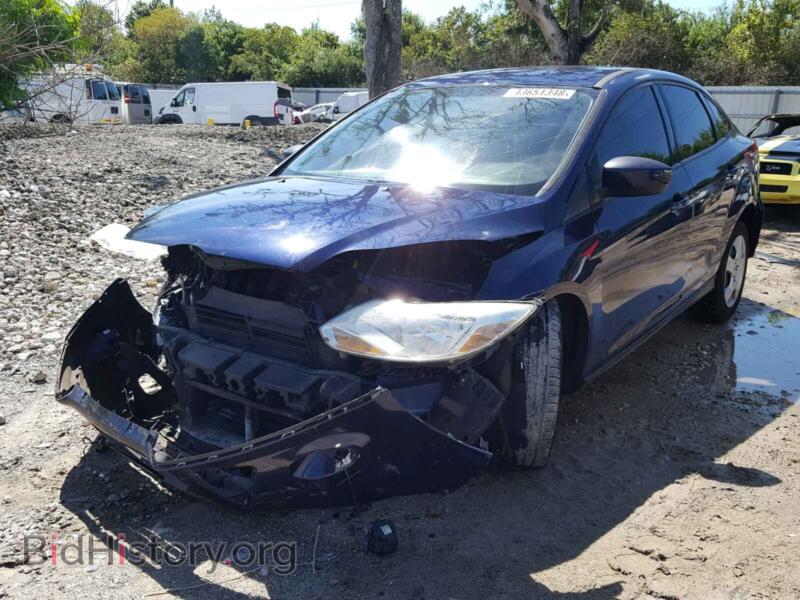 2012 Ford FOCUS (VIN 1FAHP3F21CL163533) — photo 2 of 10