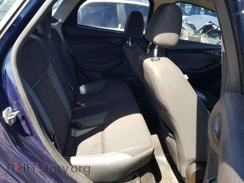 2012 Ford FOCUS (VIN 1FAHP3F21CL163533) — photo 6 of 10