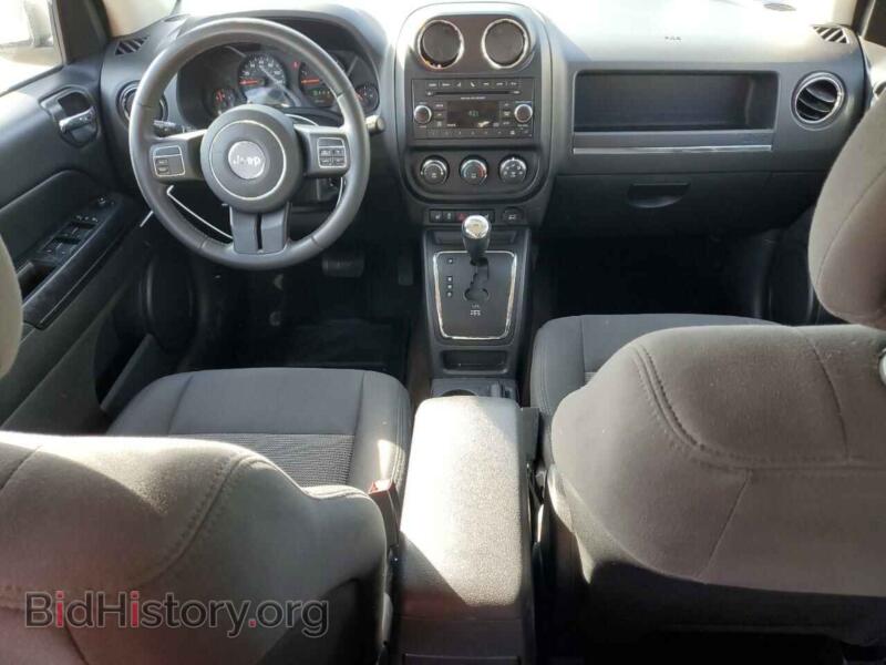 2013 Jeep COMPASS (VIN 1C4NJCEB9DD251323) — фото 8 из 12