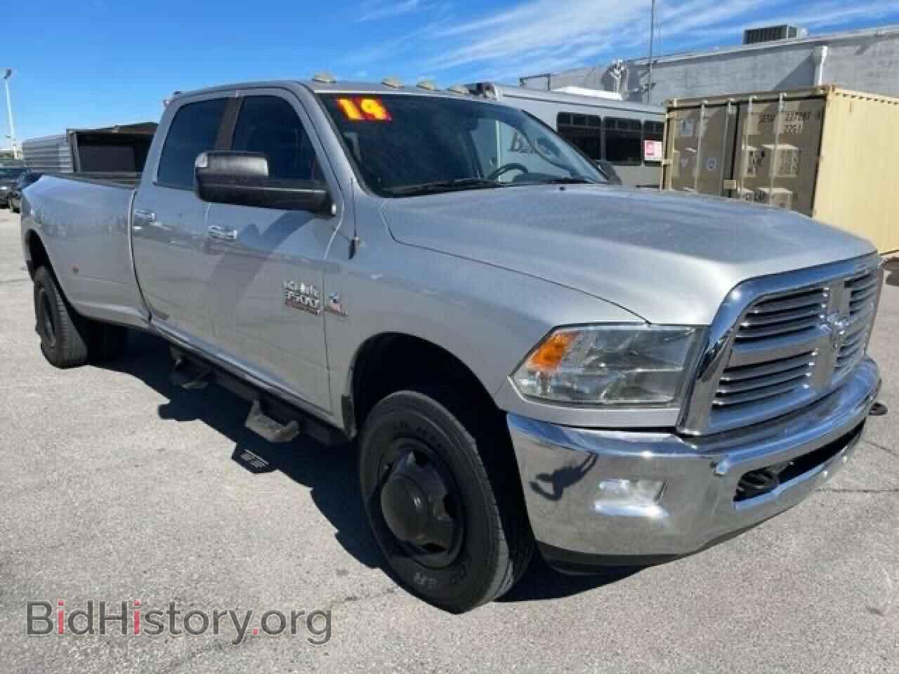 Photo 3C63RRHL3EG310658 - RAM 3500 2014