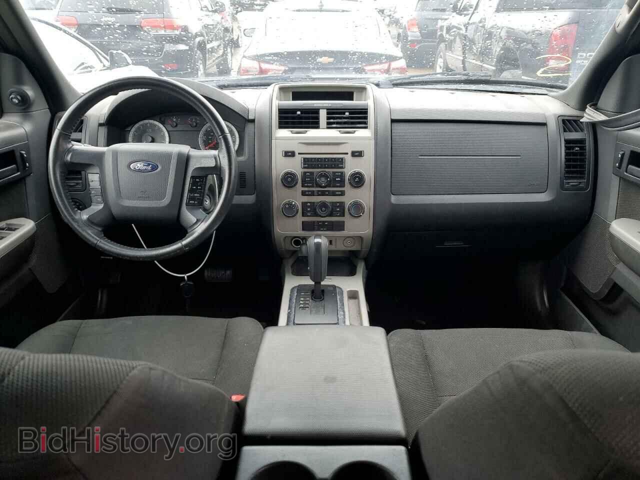 2010 FORD ESCAPE - VIN: 1FMCU0D77AKB28276 - Фото 8