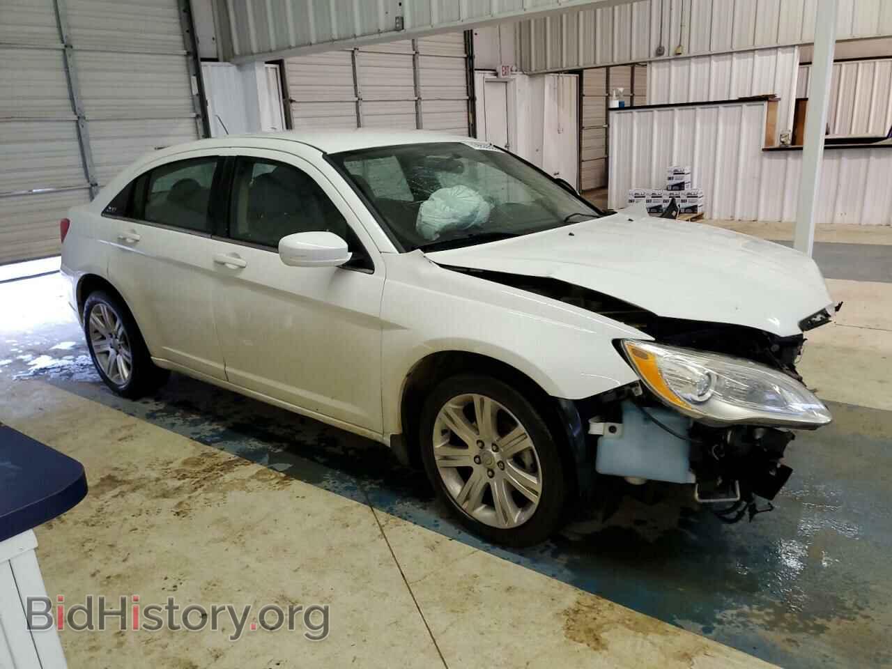 2013 CHRYSLER 200 - VIN: 1C3CCBBB3DN542561 - Фото 4