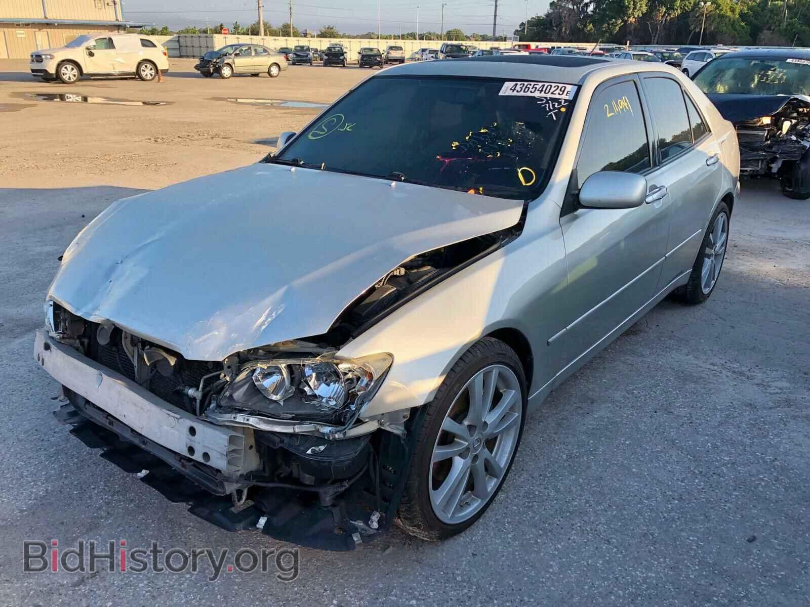 2001 LEXUS IS - VIN: JTHBD182010031497 - Фото 2
