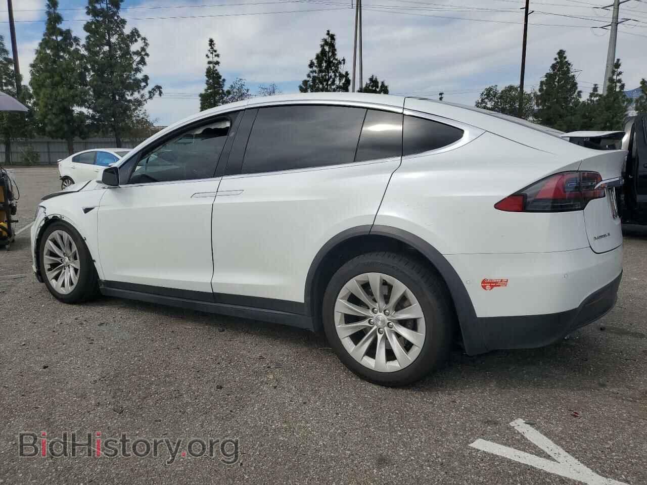 2017 TESLA MODEL X - VIN: 5YJXCBE2XHF041812 - Photo 2