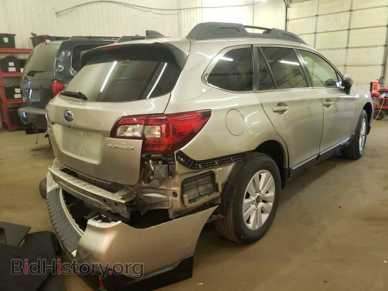 2018 SUBARU OUTBACK - VIN: 4S4BSAFC6J3356040 - Фото 4