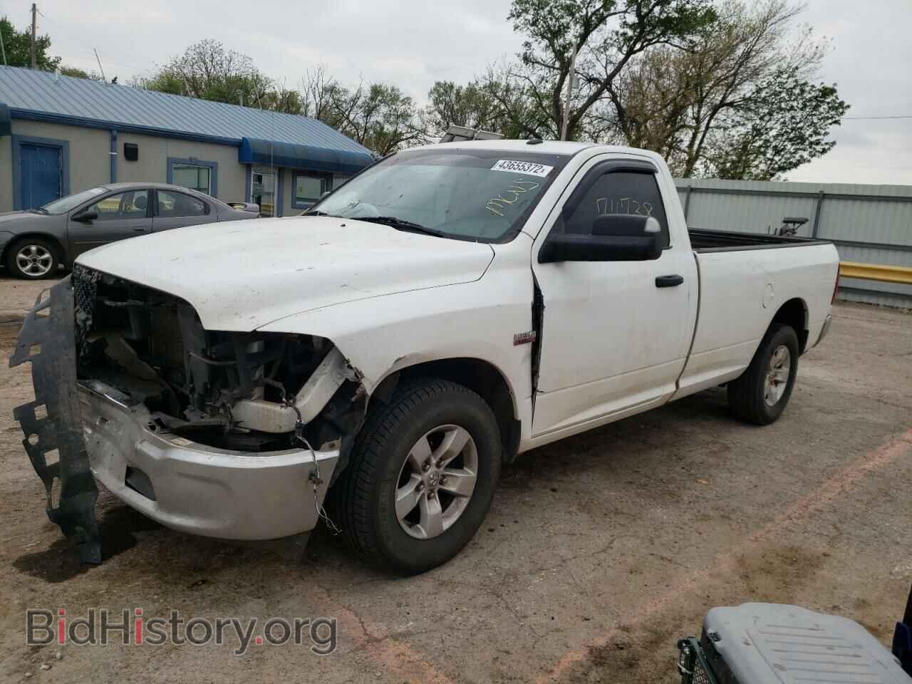 2019 RAM 1500 - VIN: 3C6JR6DT0KG500666 - Фото 2