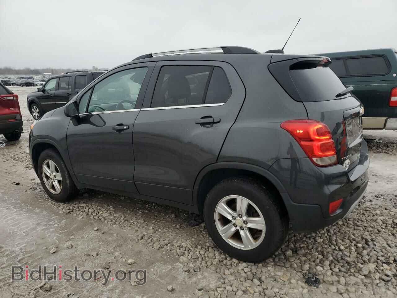 2017 CHEVROLET TRAX - VIN: 3GNCJPSB9HL165875 - Фото 2