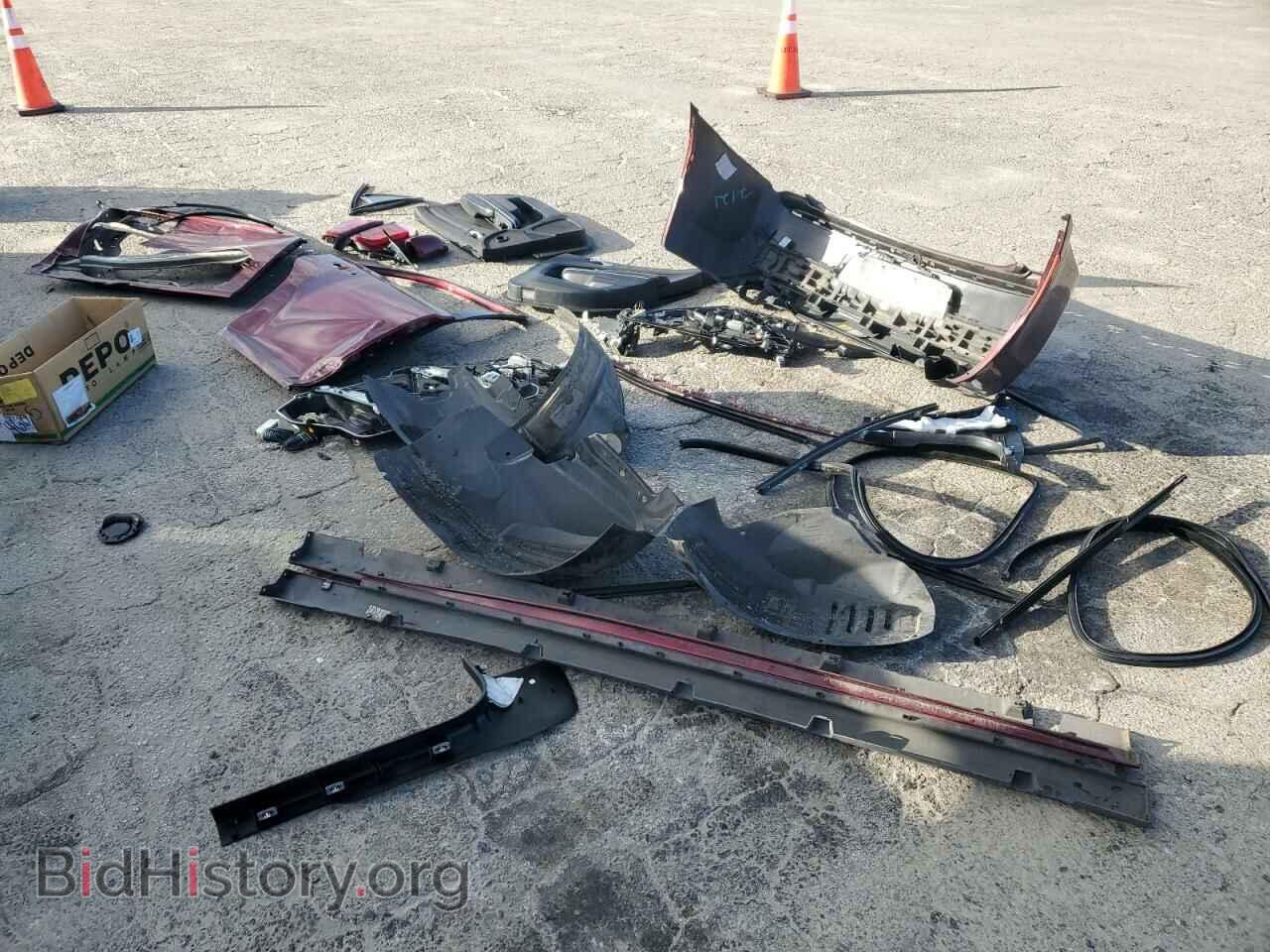2019 CHRYSLER 300 - VIN: 2C3CCAGG6KH569760 - Photo 12