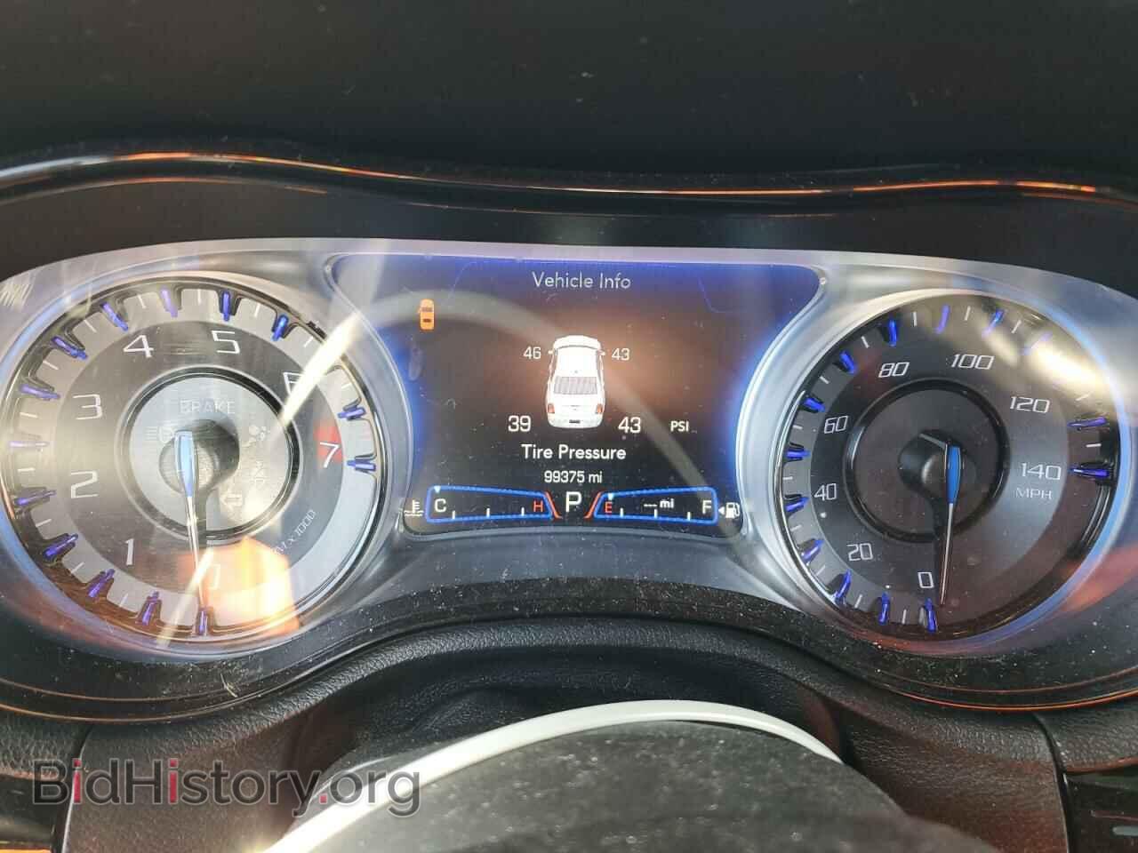 2019 CHRYSLER 300 - VIN: 2C3CCAGG6KH569760 - Photo 9