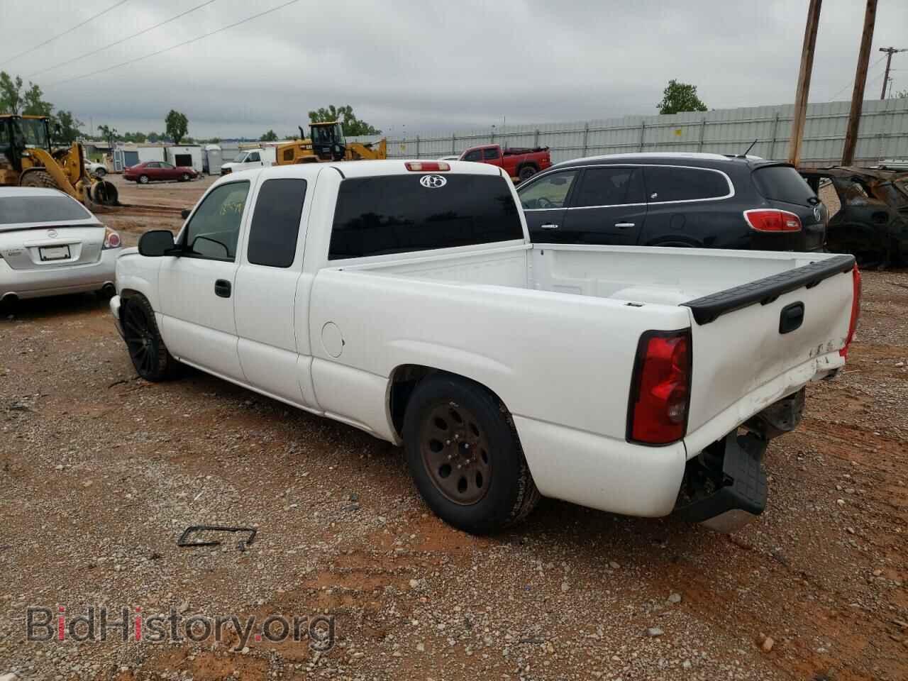 2006 CHEVROLET SILVERADO - VIN: 2GCEC19T861112235 - Фото 3
