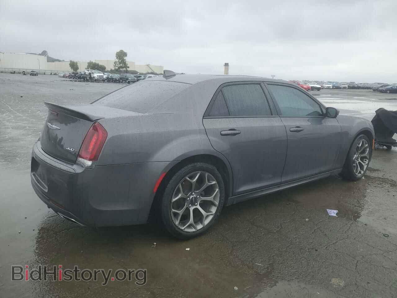 2018 CHRYSLER 300 - VIN: 2C3CCABG2JH261507 - Фото 3