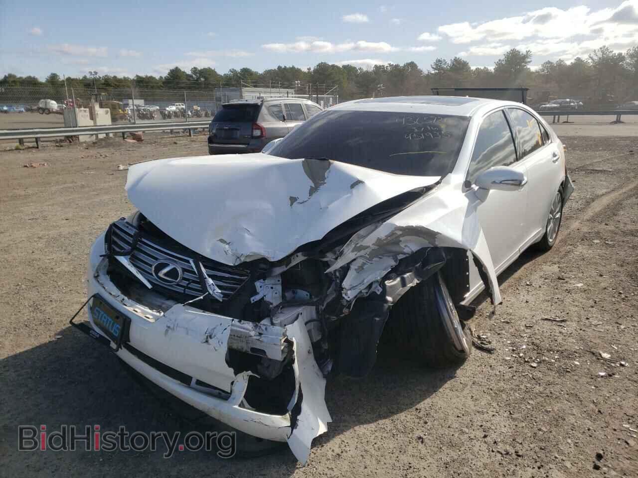 2011 LEXUS ES350 - VIN: JTHBK1EG0B2451935 - Фото 2