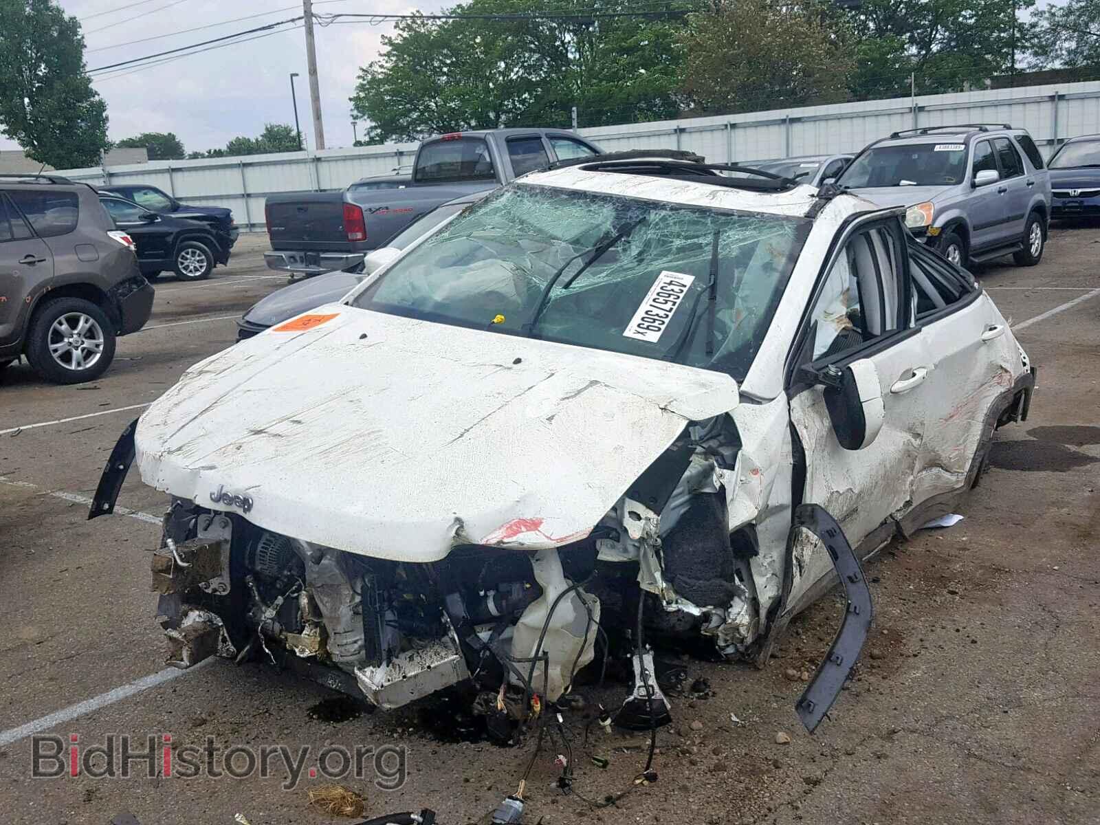 2017 JEEP COMPASS LA - VIN: 3C4NJDBBXHT650848 - Photo 2