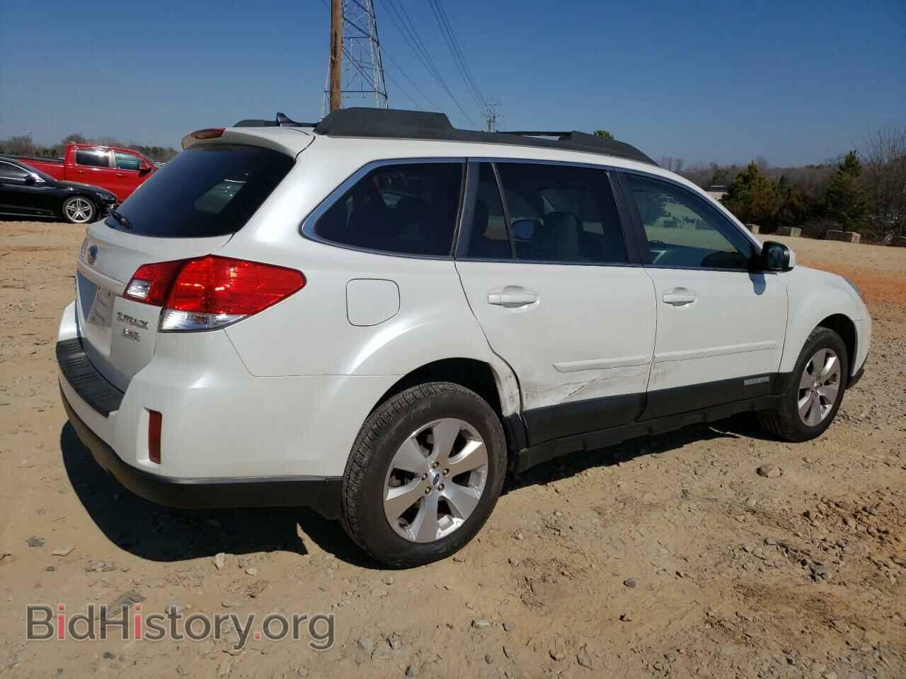 2011 SUBARU OUTBACK - VIN: 4S4BRDKC8B2425983 - Фото 3