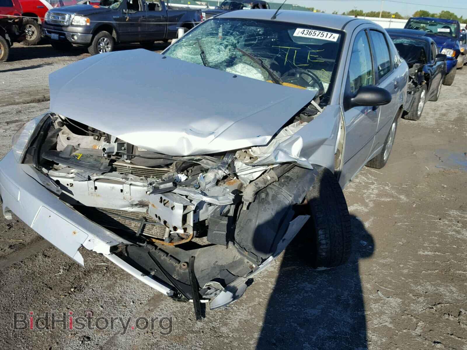 2005 FORD FOCUS - VIN: 1FAFP34N65W121977 - Фото 2