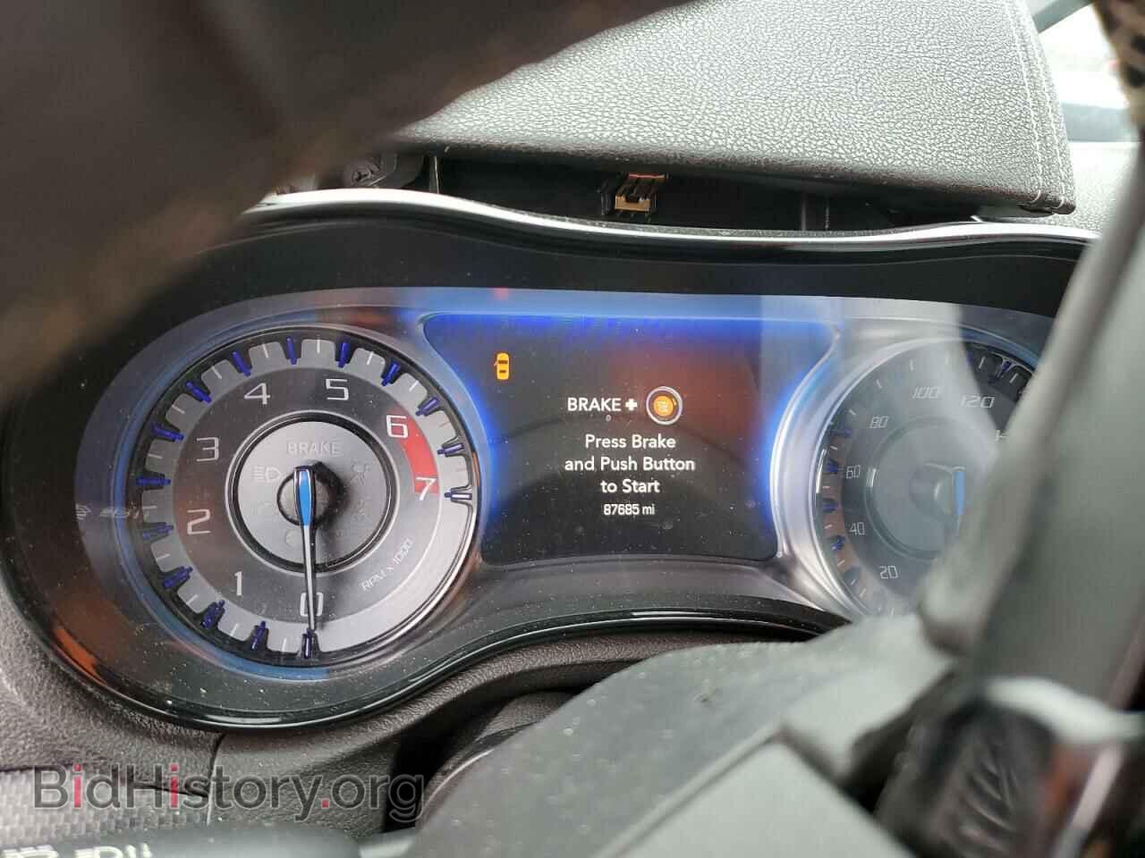 2016 CHRYSLER 300 - VIN: 2C3CCABT7GH111317 - Фото 9