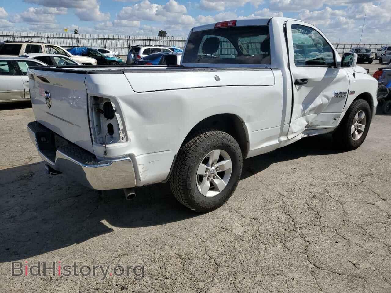 2015 RAM 1500 - VIN: 3C6JR6AT9FG532025 - Фото 3