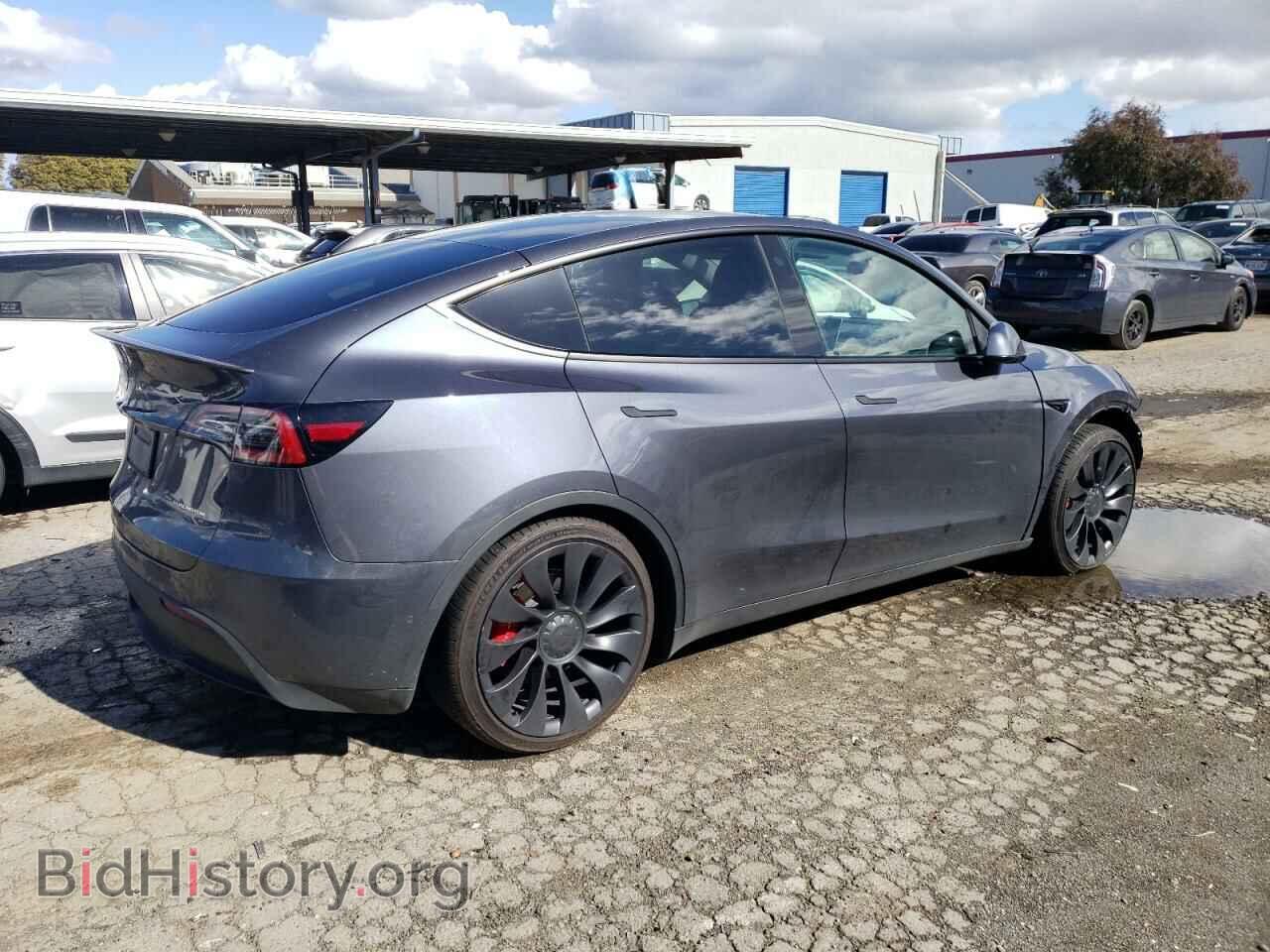 2022 TESLA MODEL Y - VIN: 7SAYGDEF5NF411375 - Photo 3