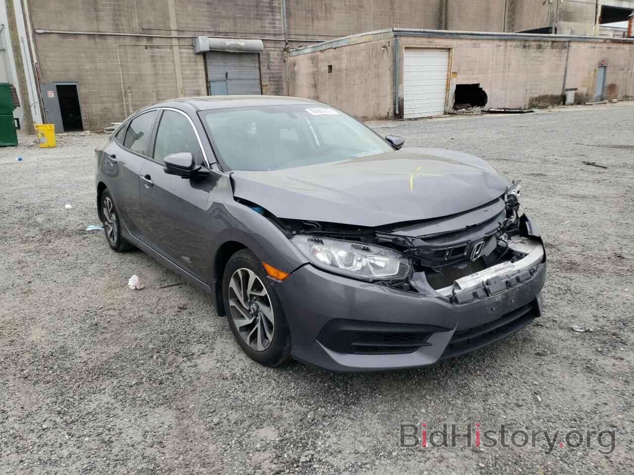 Photo 2HGFC2F79JH565847 - HONDA CIVIC 2018