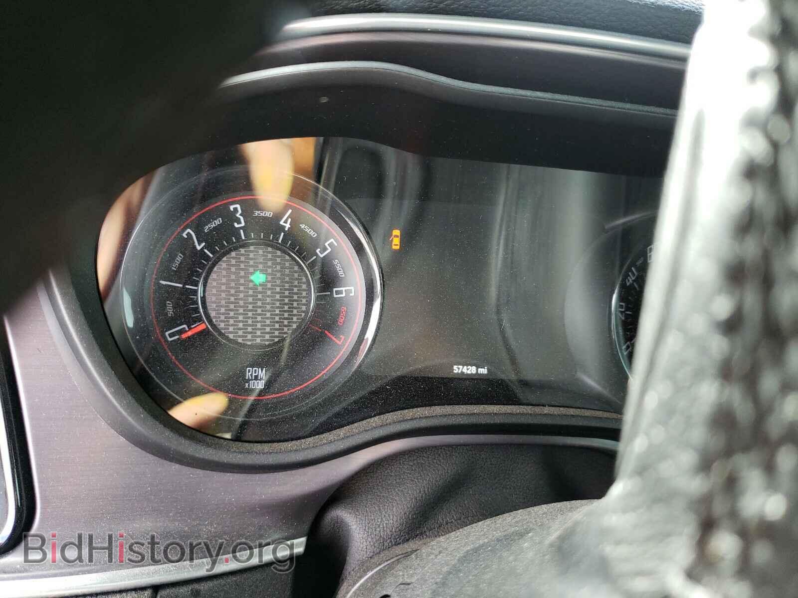 2017 DODGE CHALLENGER - VIN: 2C3CDZAG4HH665982 - Photo 8