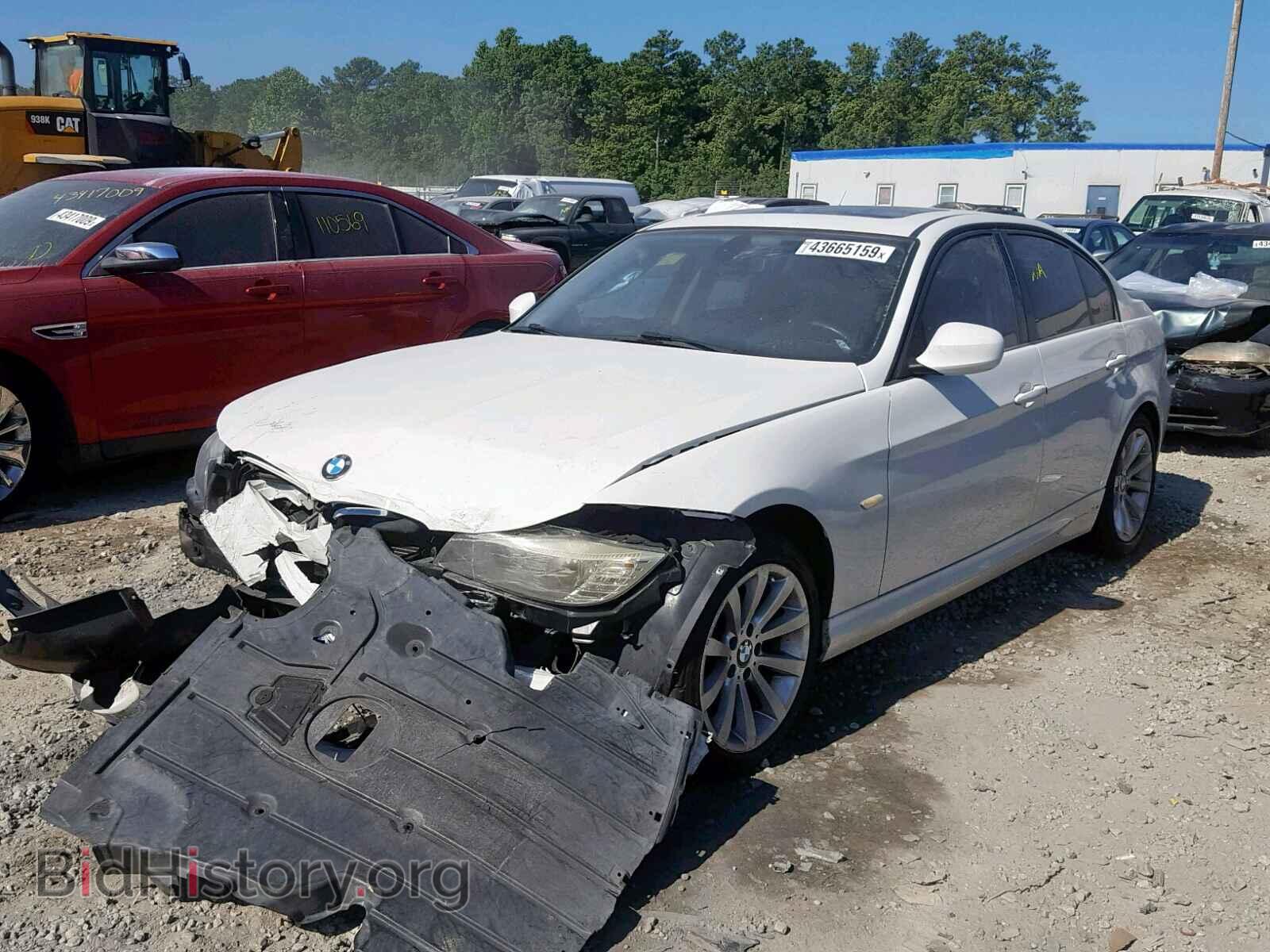 2011 BMW 328 I - VIN: WBAPH7C52BE680705 - Фото 2