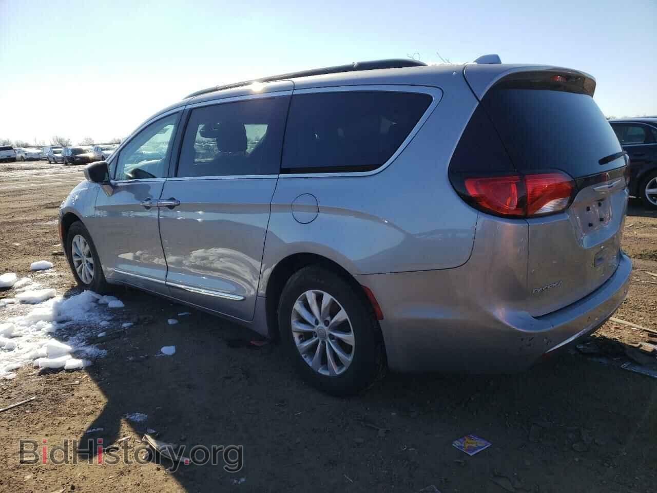 2017 CHRYSLER PACIFICA - VIN: 2C4RC1BG6HR794146 - Photo 2