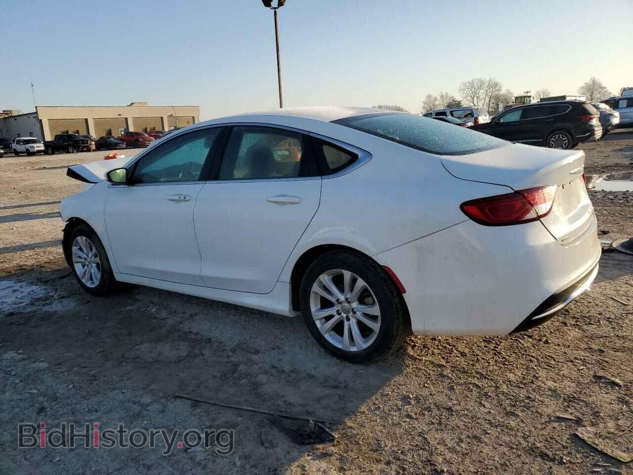 2017 CHRYSLER 200 - VIN: 1C3CCCAB4HN512322 - Фото 2