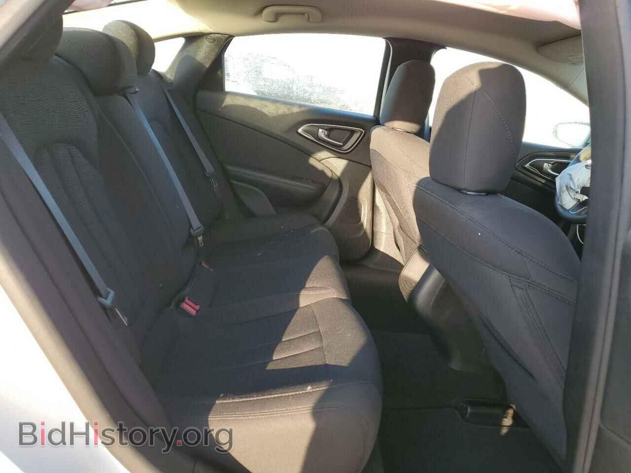 2017 CHRYSLER 200 - VIN: 1C3CCCAB4HN512322 - Фото 10