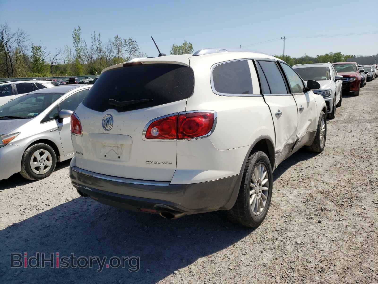 2011 BUICK ENCLAVE - VIN: 5GAKRAED3BJ406398 - Фото 4