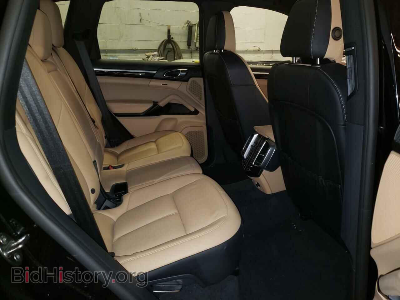 2016 PORSCHE CAYENNE - VIN: WP1AA2A29GLA04598 - Photo 6