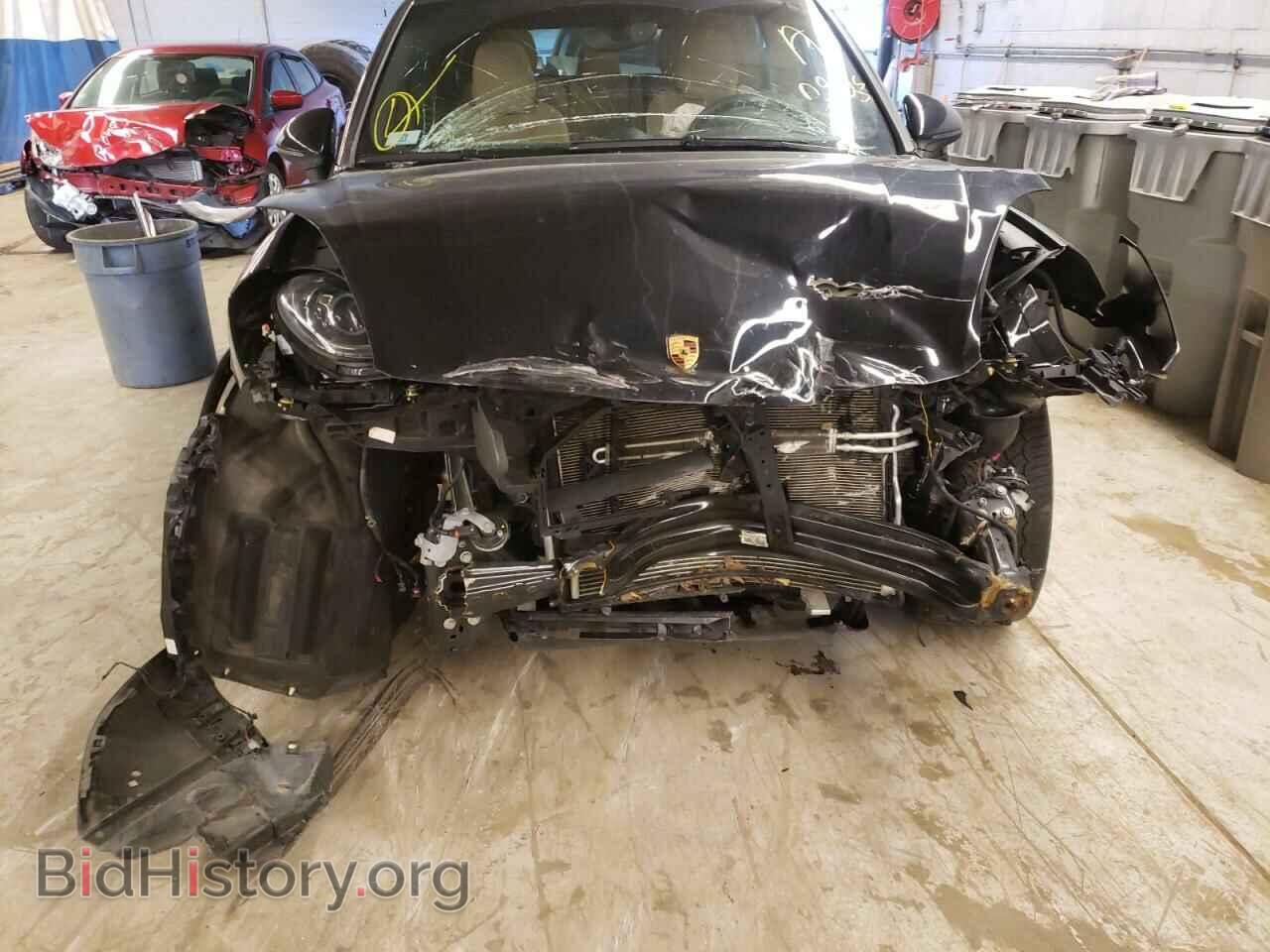 2016 PORSCHE CAYENNE - VIN: WP1AA2A29GLA04598 - Photo 9