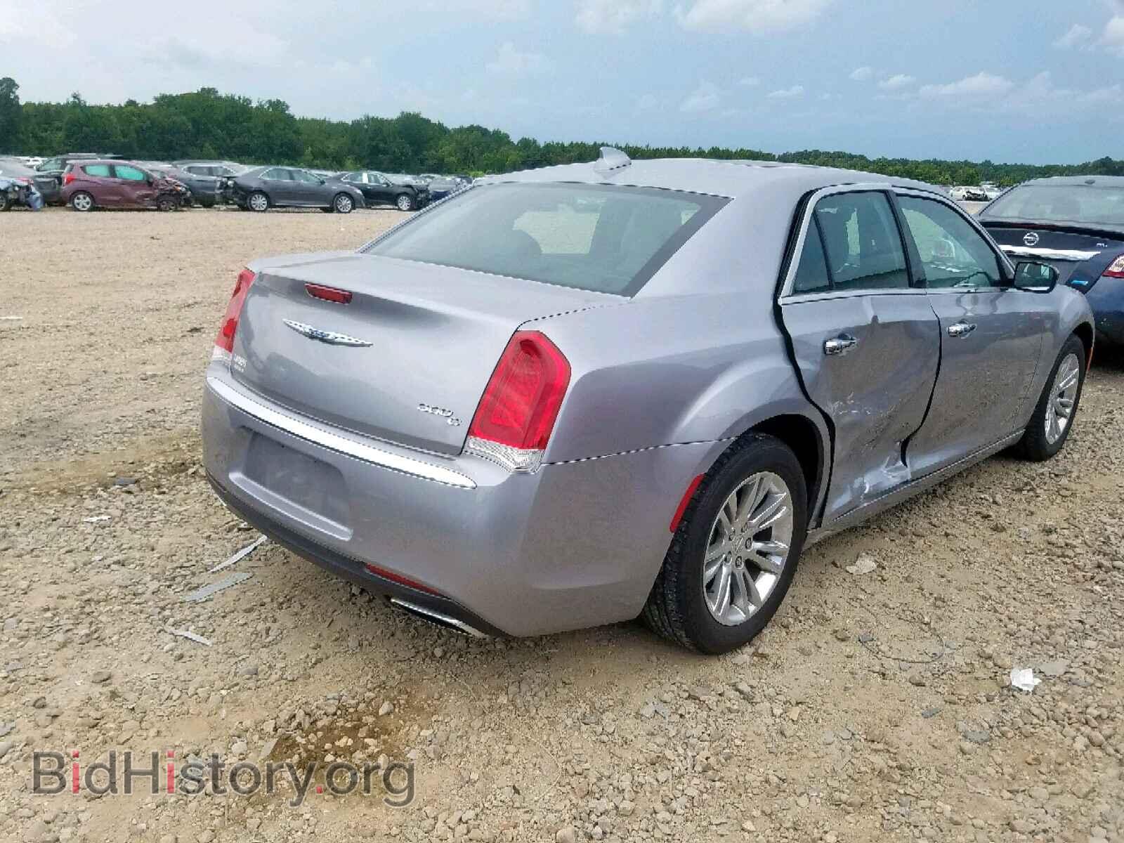 2017 CHRYSLER 300 - VIN: 2C3CCAEG0HH570799 - Фото 4