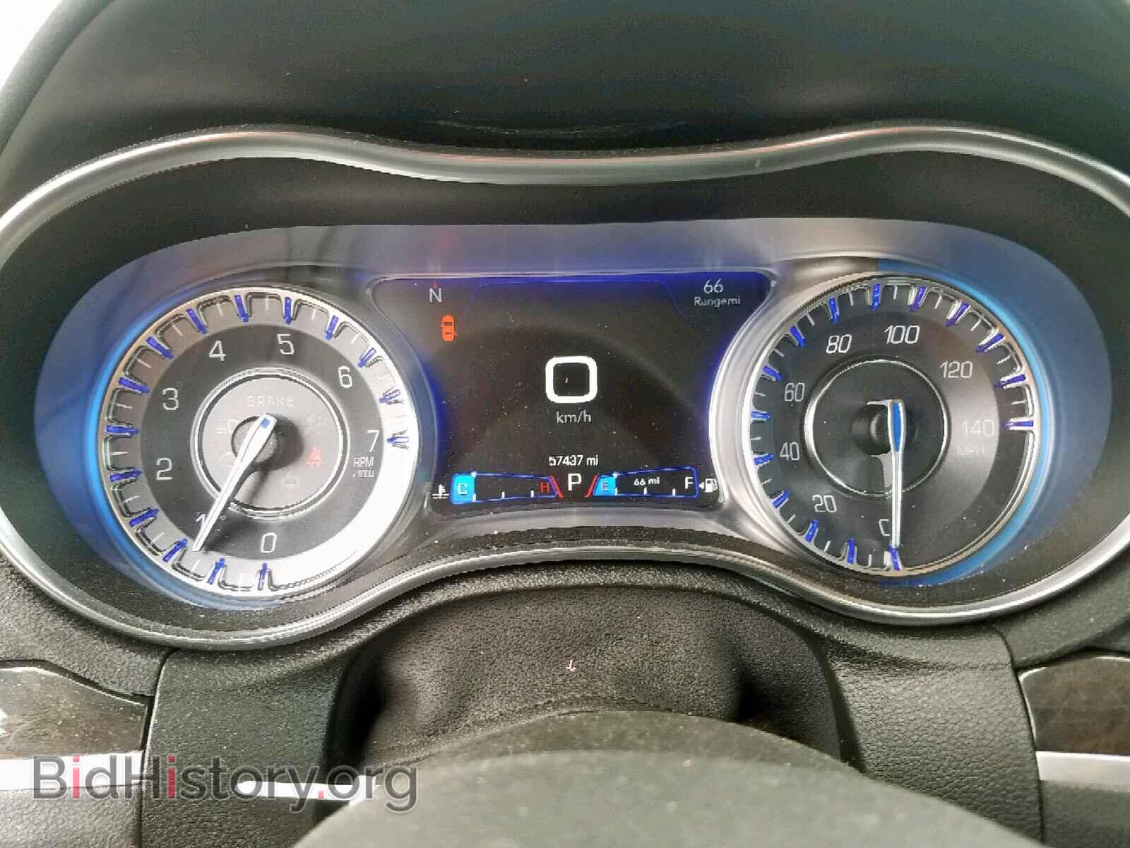2017 CHRYSLER 300 - VIN: 2C3CCAEG0HH570799 - Фото 8