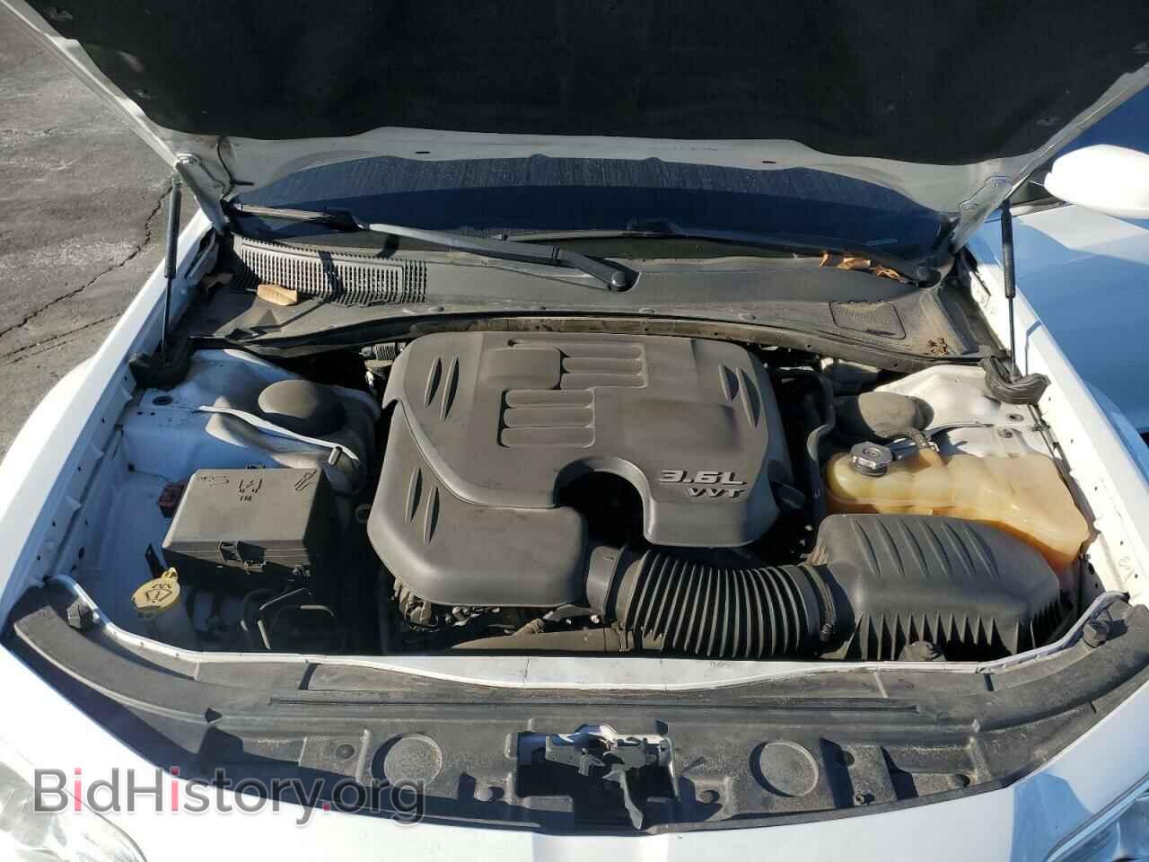 2014 CHRYSLER 300 - VIN: 2C3CCAAG7EH377521 - Фото 13
