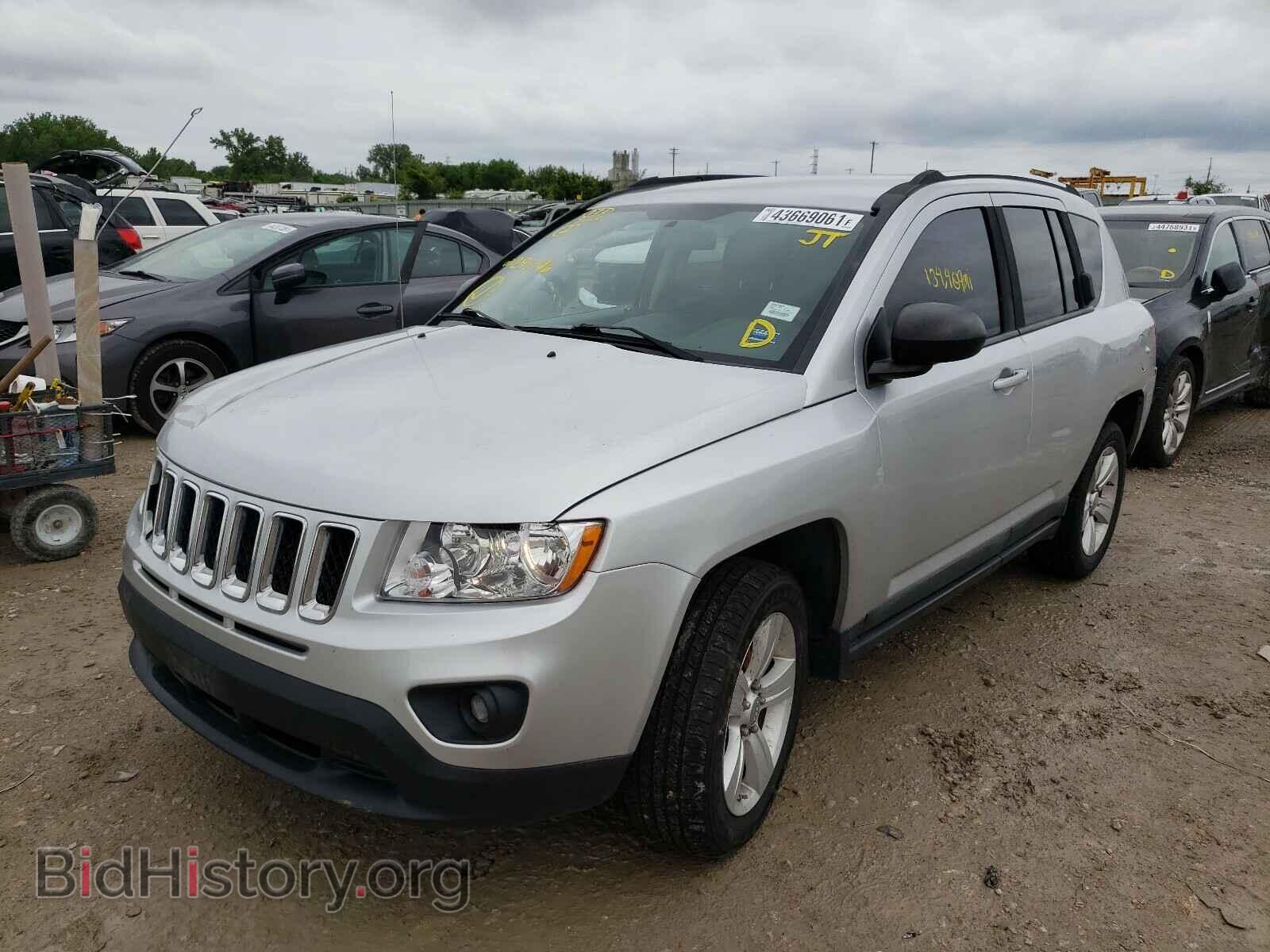 2011 JEEP COMPASS - VIN: 1J4NT1FA5BD290146 - Photo 2