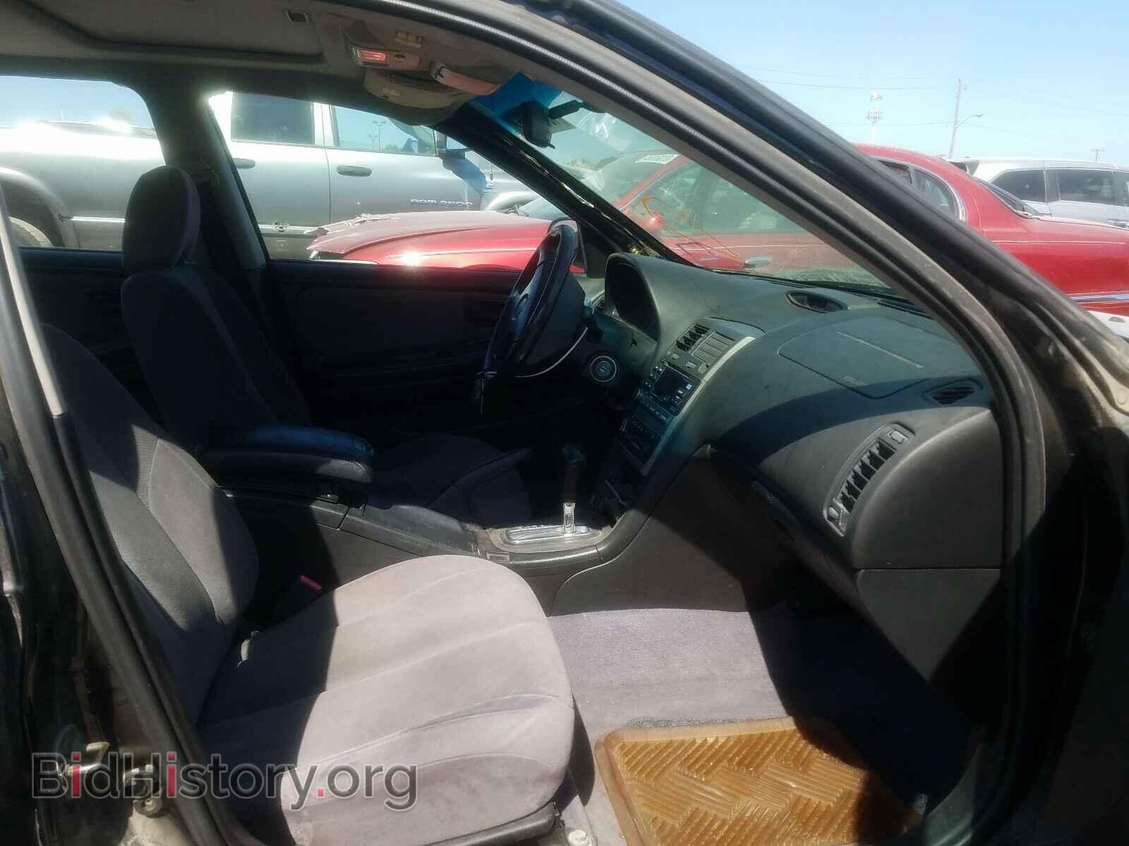 2000 NISSAN MAXIMA - VIN: JN1CA31D3YT710553 - Photo 5