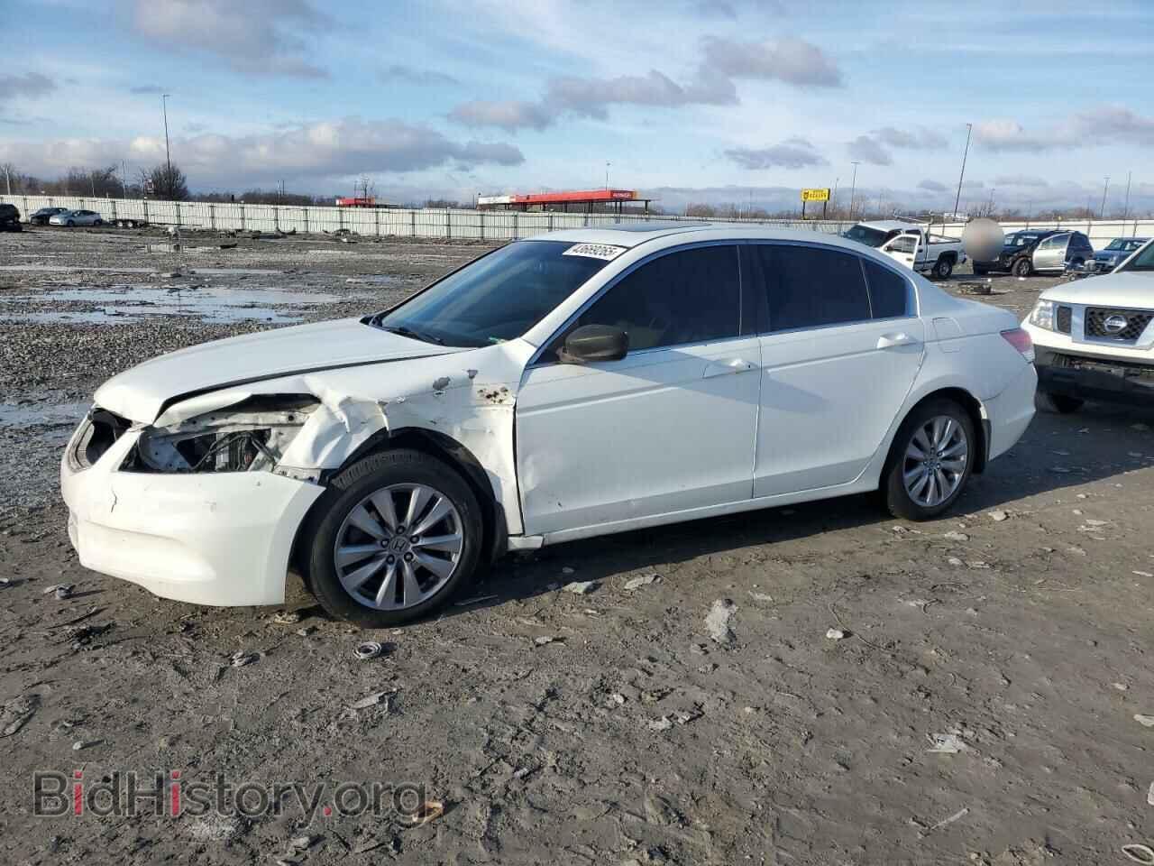 Photo 1HGCP2F87BA057361 - HONDA ACCORD 2011