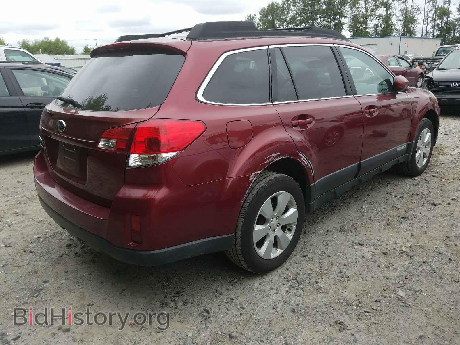 2011 SUBARU OUTBACK - VIN: 4S4BRBCC5B3409561 - Photo 4