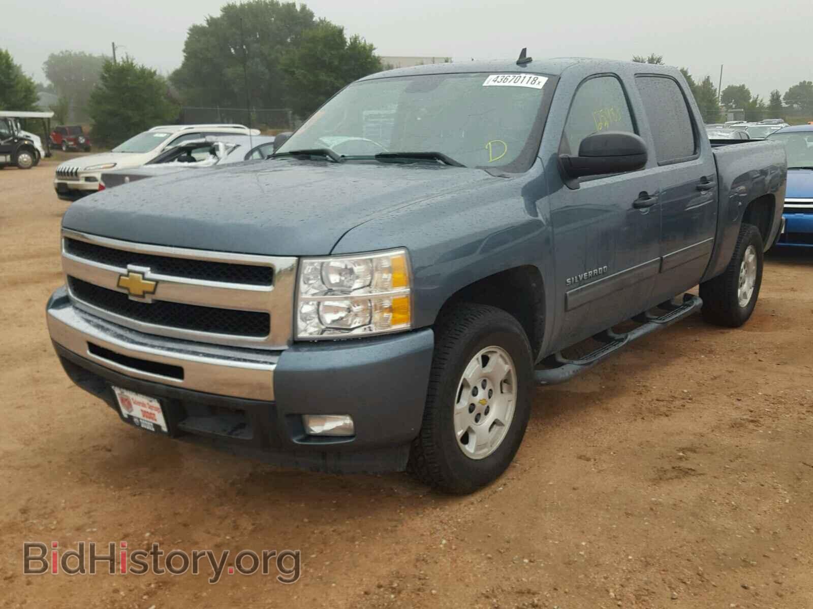 2011 CHEVROLET SILVERADO - VIN: 3GCPCSE06BG352752 - Фото 2