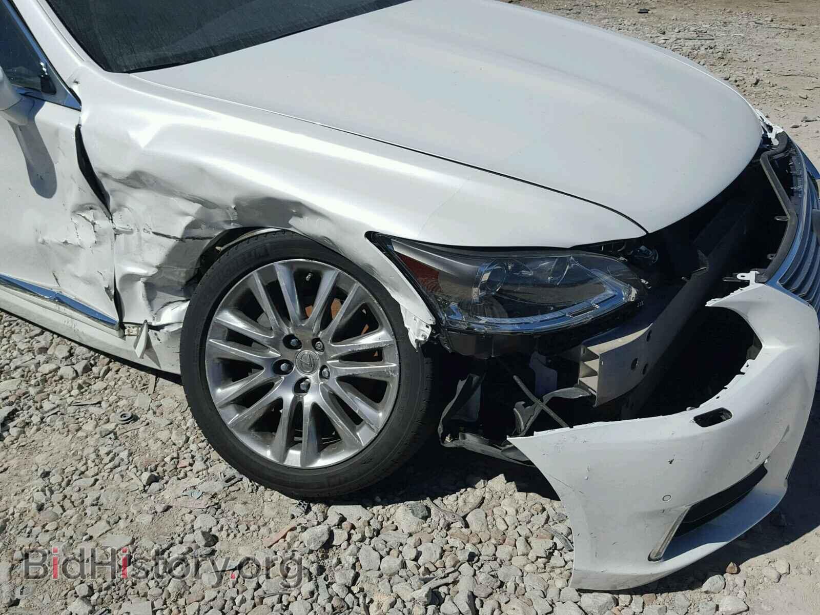 2014 LEXUS LS460 - VIN: JTHBL5EF3E5132818 - Photo 9