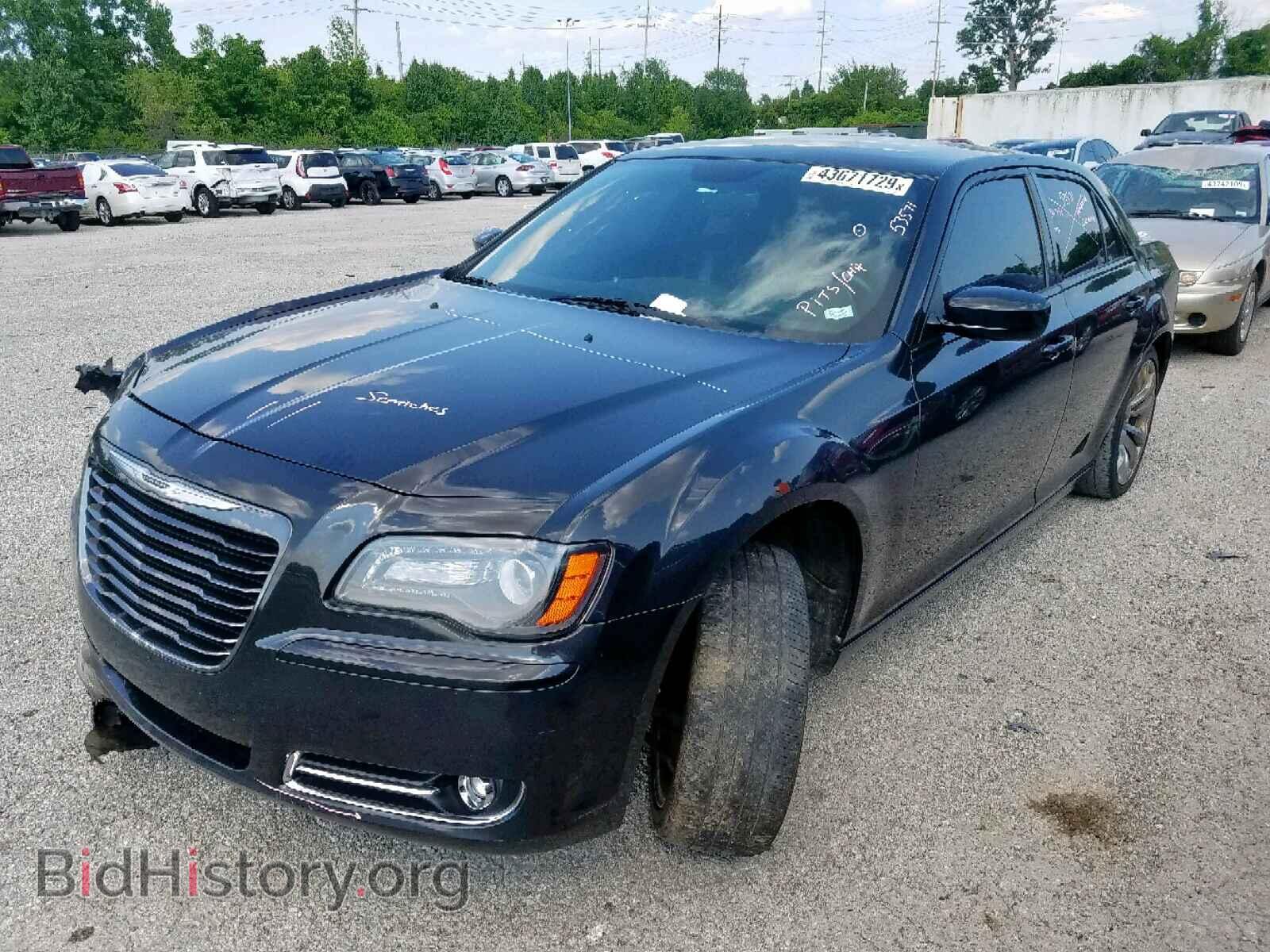 2014 CHRYSLER 300 - VIN: 2C3CCABG4EH365437 - Фото 2
