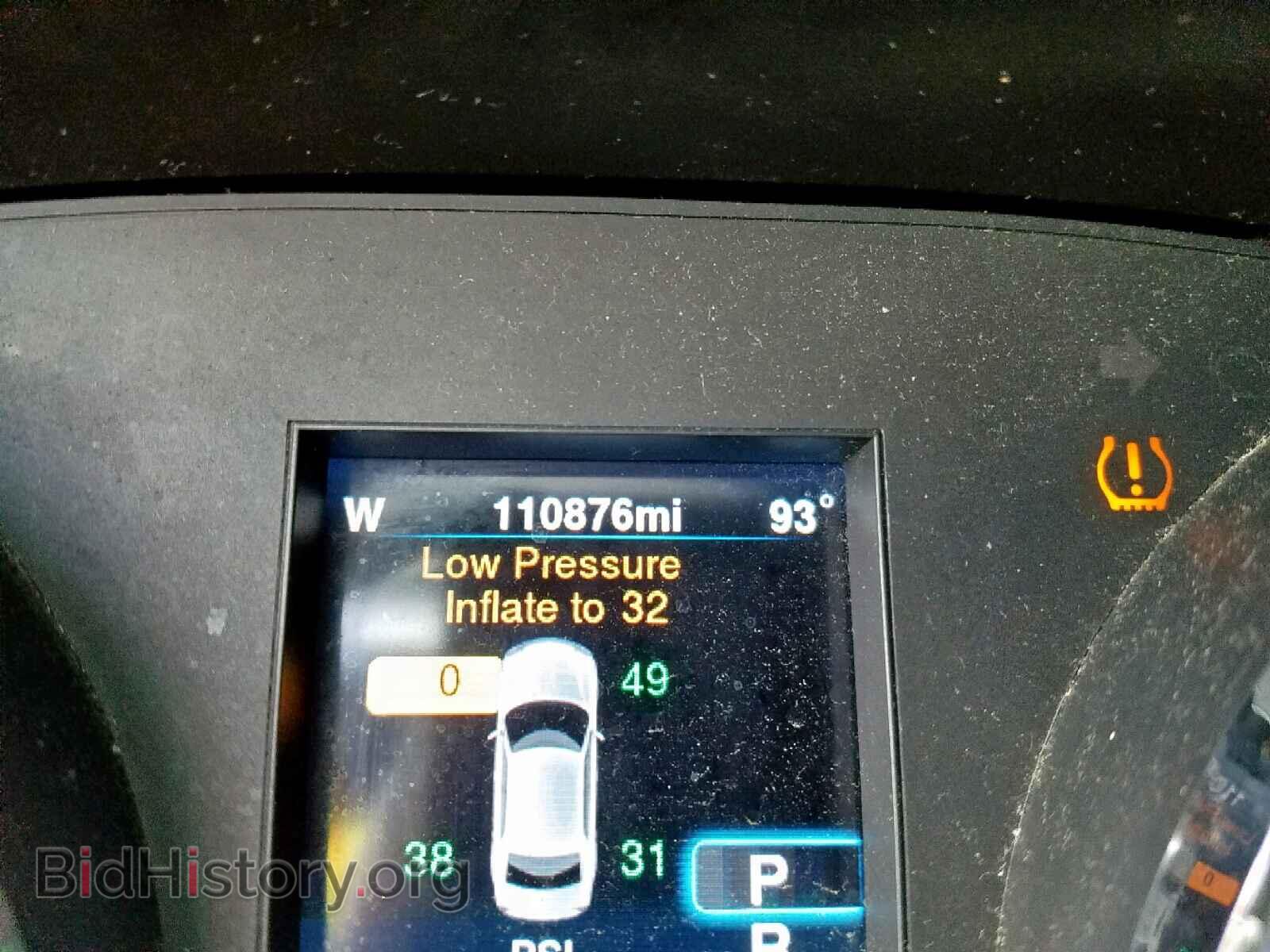 2014 CHRYSLER 300 - VIN: 2C3CCABG4EH365437 - Фото 8