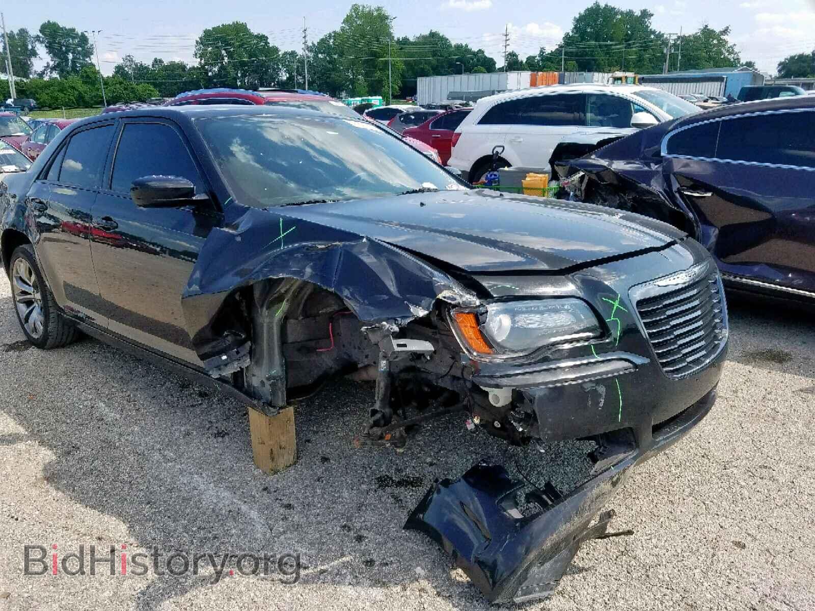 2014 CHRYSLER 300 - VIN: 2C3CCABG4EH365437 - Фото 9