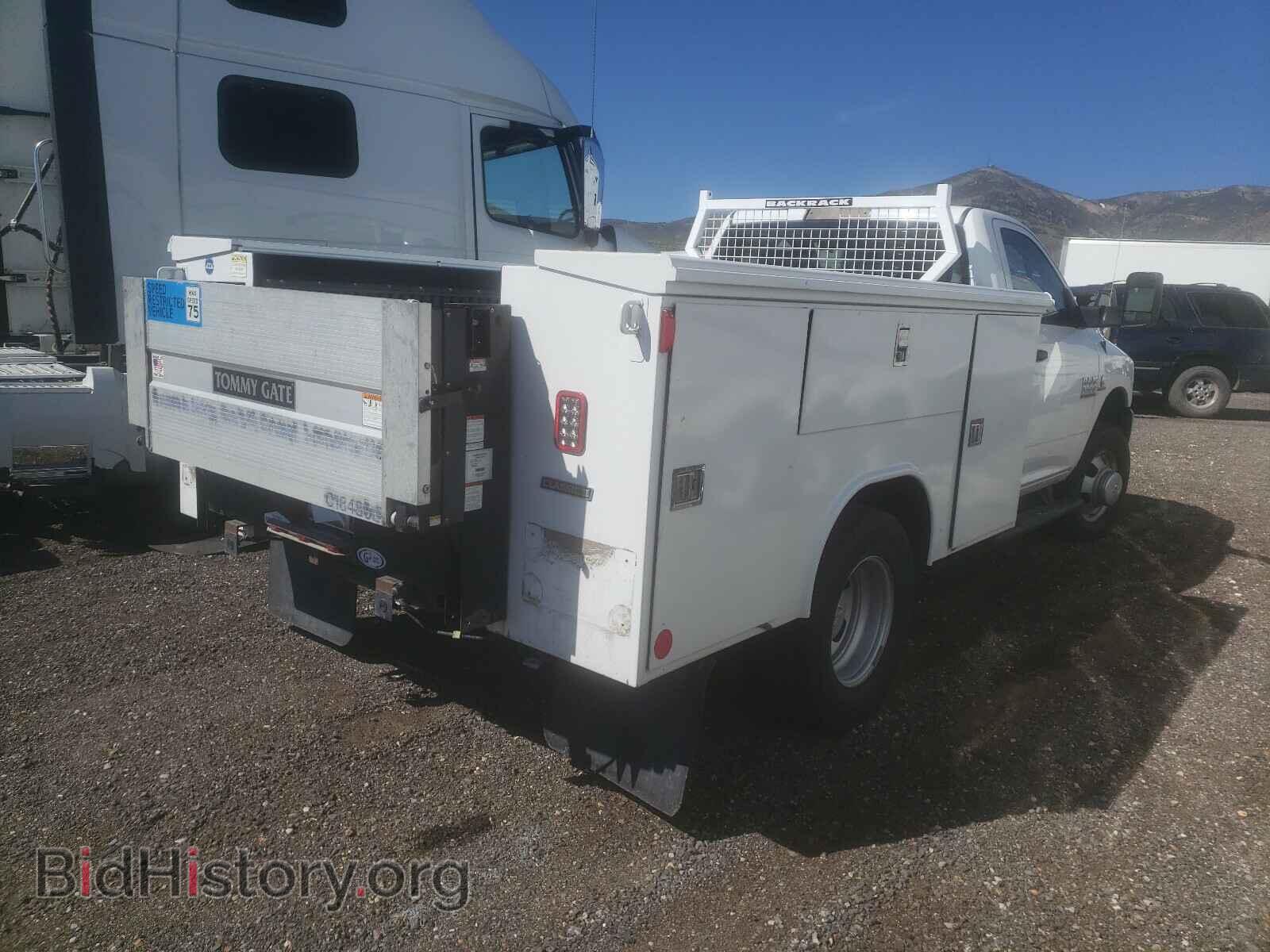2018 RAM 3500 - VIN: 3C7WRTAL3JG294939 - Фото 4