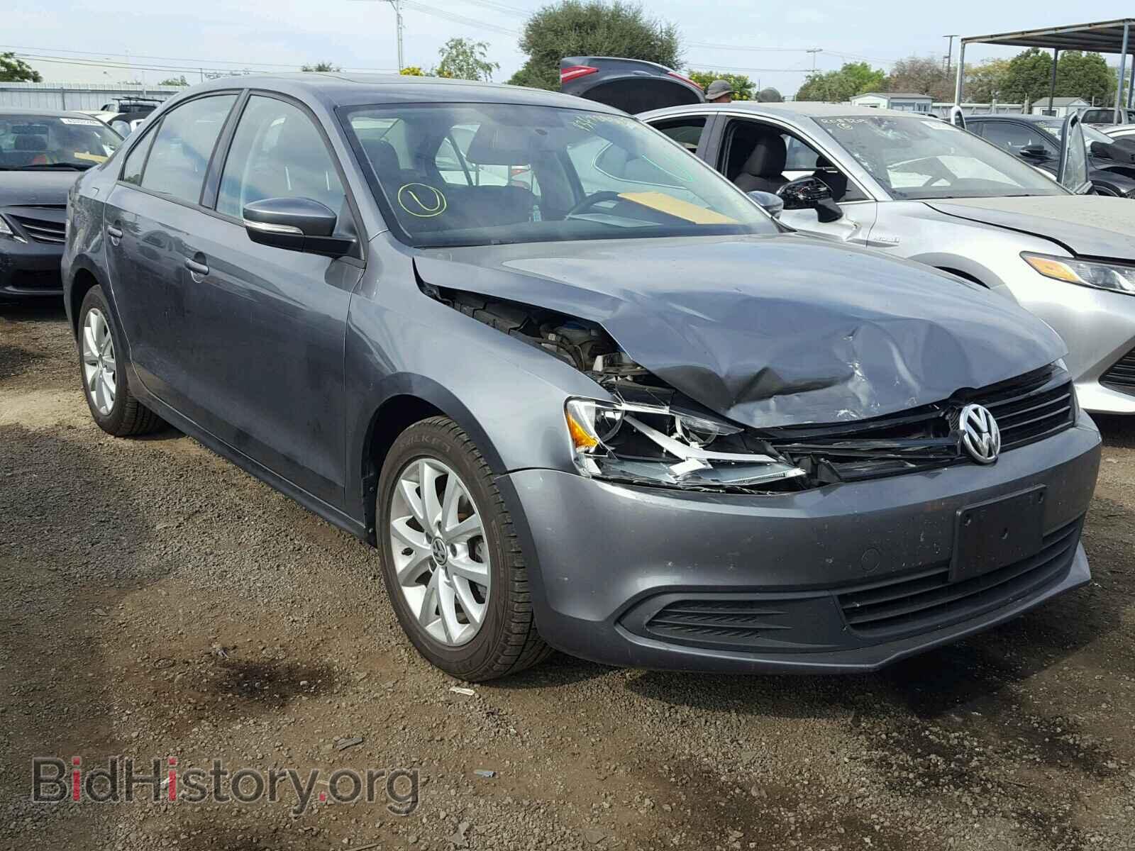 Фотография 3VWDP7AJ8CM382841 - VOLKSWAGEN JETTA 2012