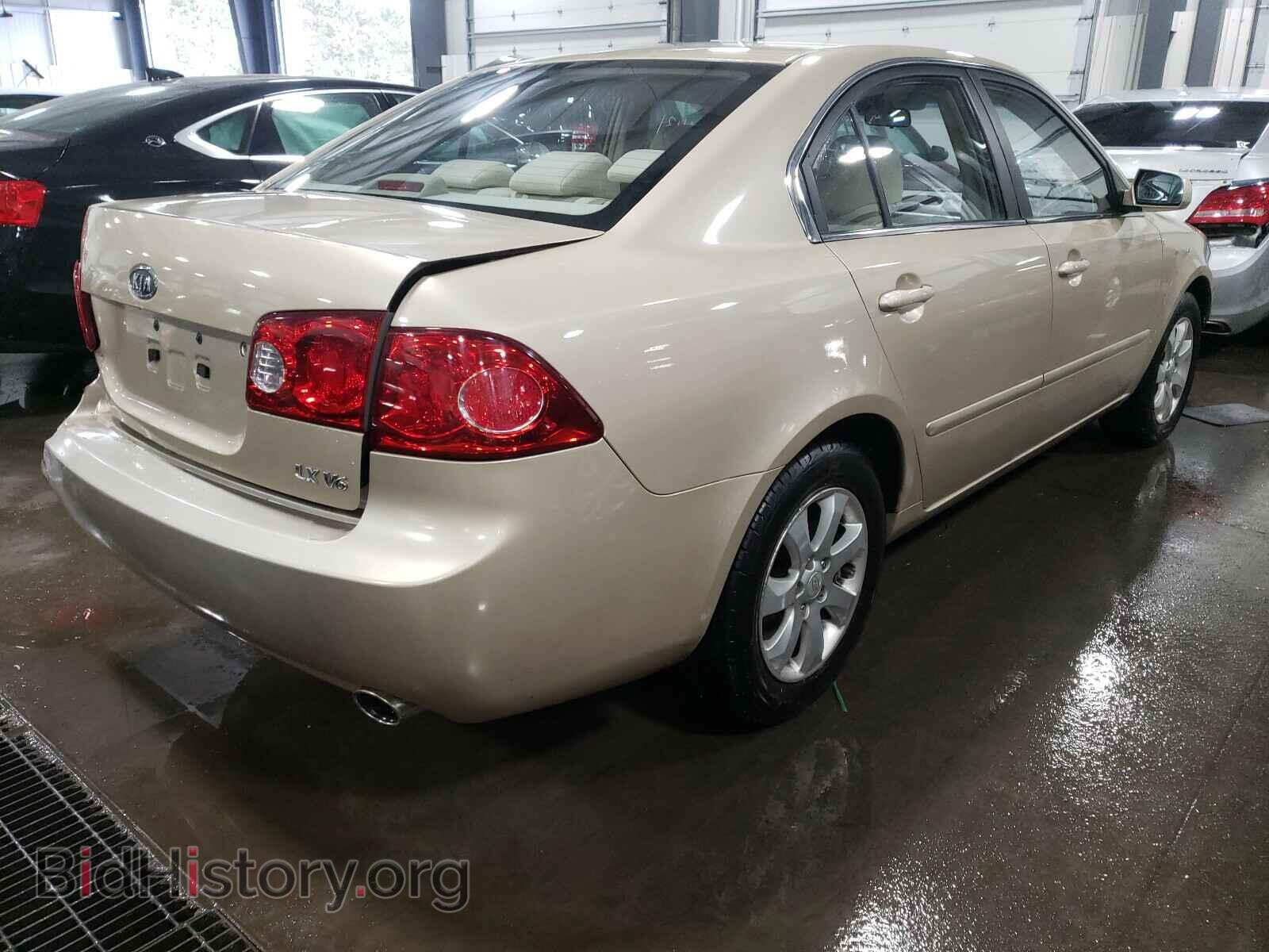 2008 KIA OPTIMA - VIN: KNAGE124085188665 - Фото 4