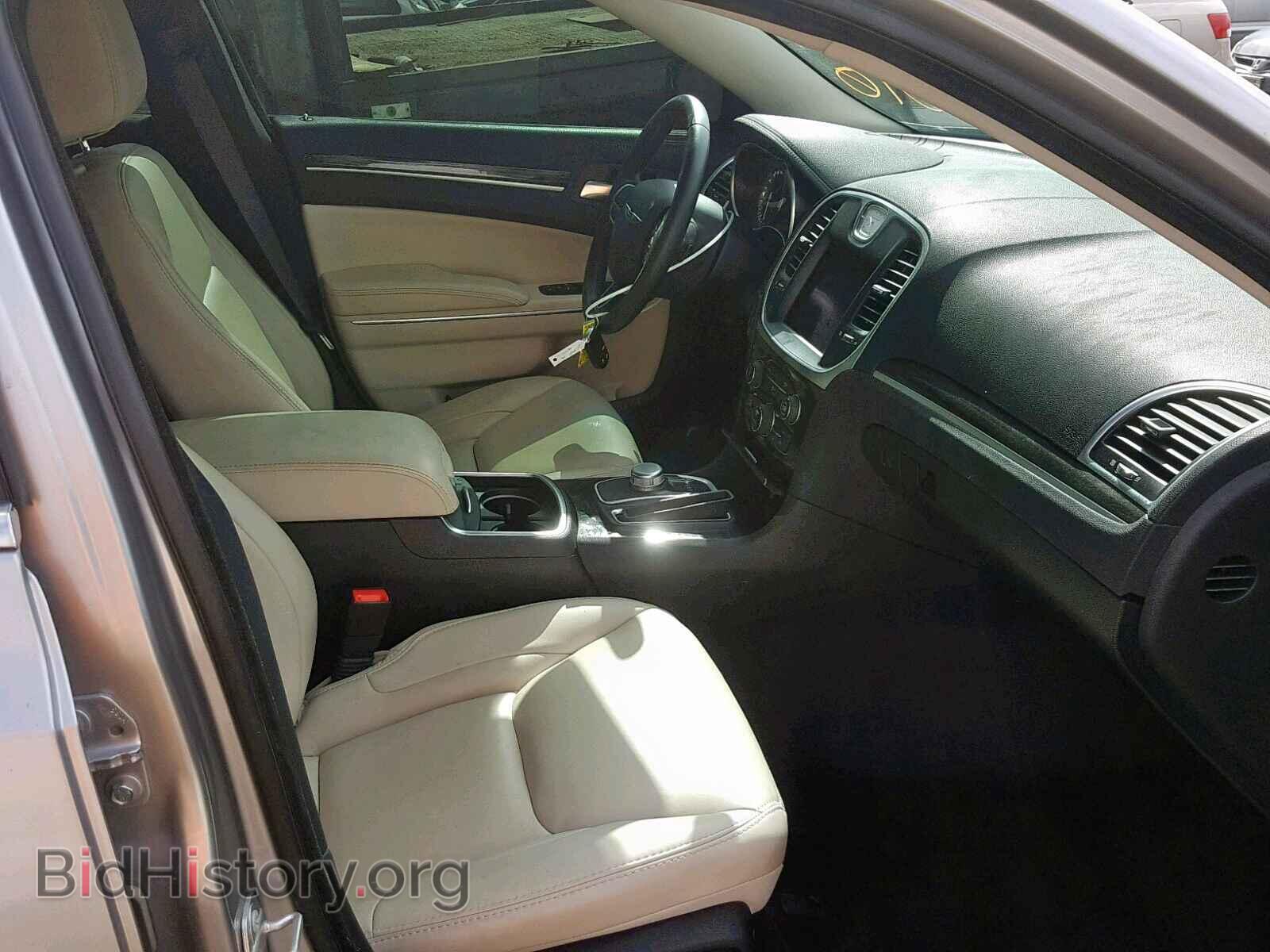2017 CHRYSLER 300 - VIN: 2C3CCAAG5HH591010 - Фото 5