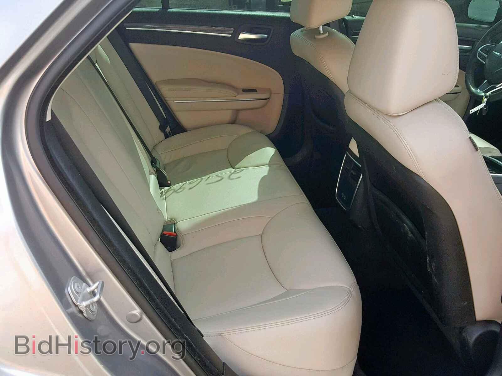 2017 CHRYSLER 300 - VIN: 2C3CCAAG5HH591010 - Фото 6