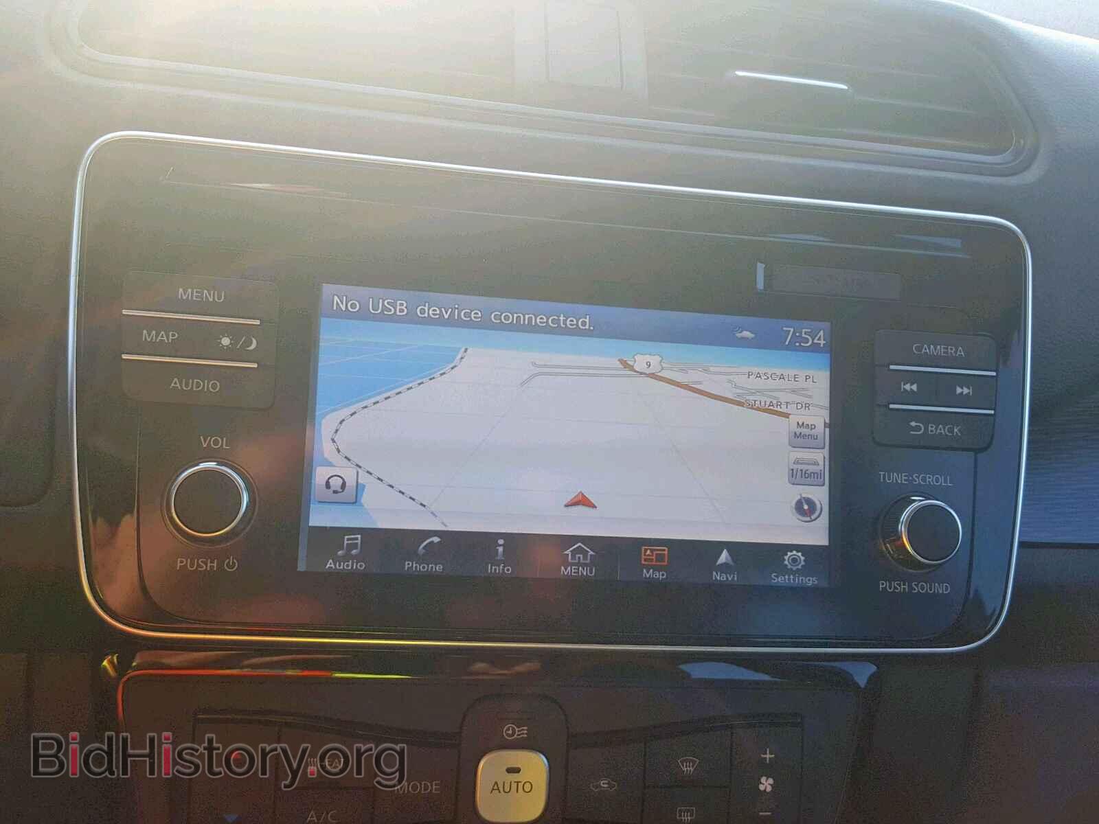 2018 NISSAN LEAF - VIN: 1N4AZ1CP9JC300831 - Фото 9