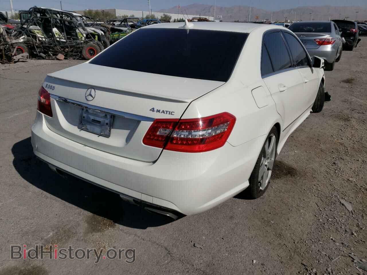 2011 MERCEDES-BENZ E-CLASS - VIN: WDDHF8HB7BA471149 - Фото 4
